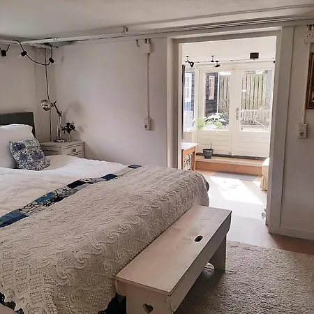 Gezellig Souterrain In Bollestreek Met Prive Ingang Apartamento *