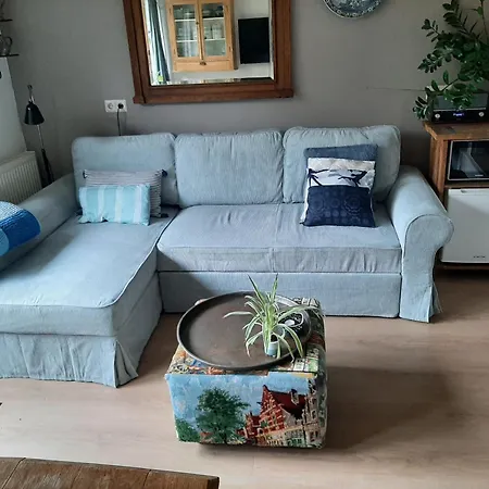 Gezellig Souterrain In Bollestreek Met Prive Ingang Apartment *