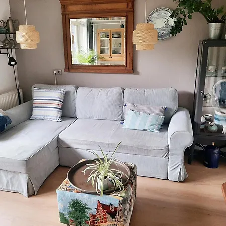 Gezellig Souterrain In Bollestreek Met Prive Ingang Appartement