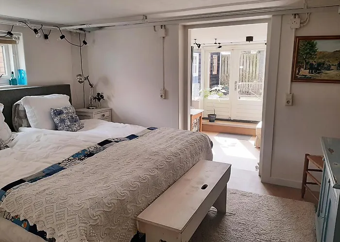 Gezellig Souterrain In Bollestreek Met Prive Ingang Apartamento *