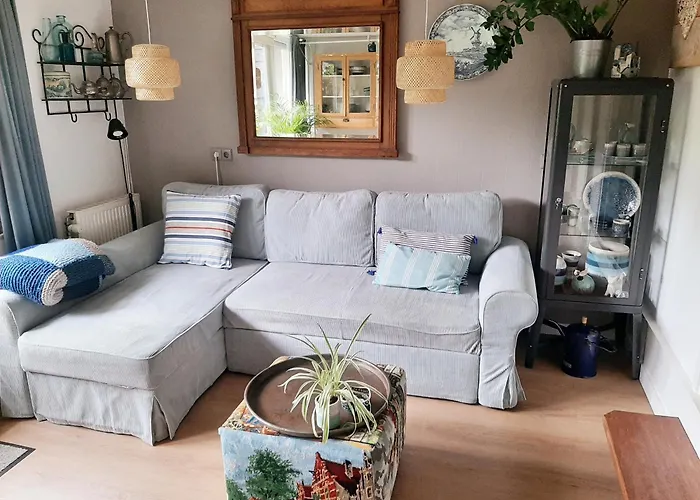 Gezellig Souterrain In Bollestreek Met Prive Ingang Appartement